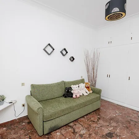 Apartment Ourania Center *